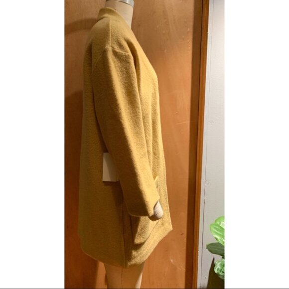 Aritzia Brullon Sweater NWT - Picture 4 of 7